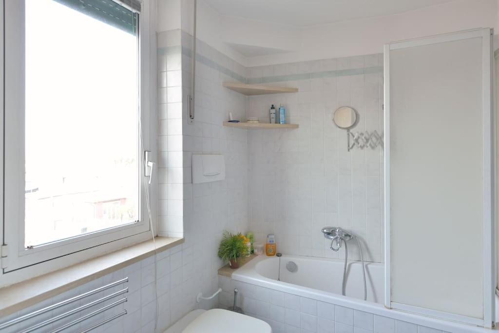 Super Sunny Penthouse With Terrace Apartman Róma Kültér fotó
